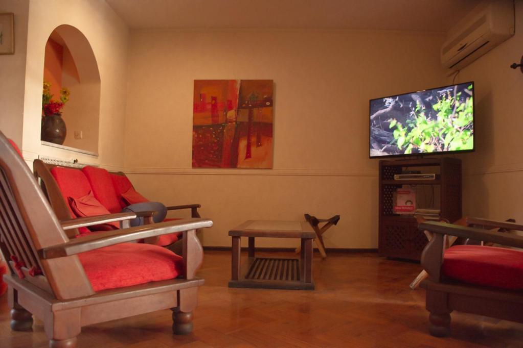 Alamo Hostel & Suites Мендоса Экстерьер фото