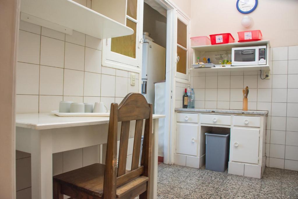 Alamo Hostel & Suites Мендоса Экстерьер фото