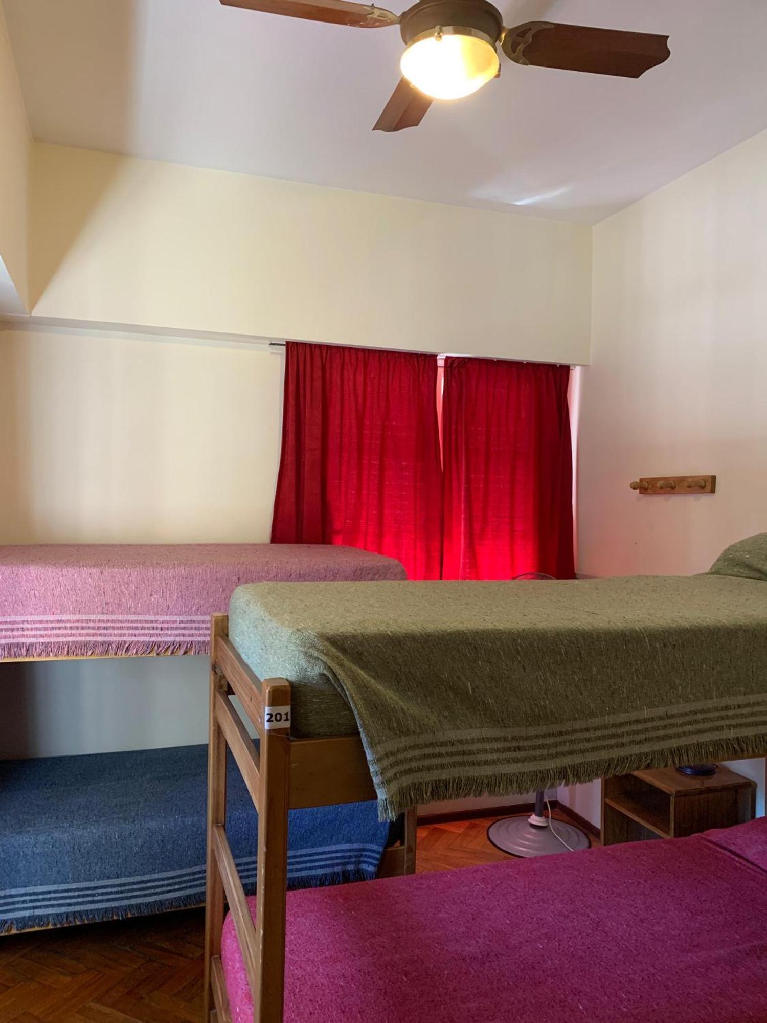 Alamo Hostel & Suites Мендоса Экстерьер фото